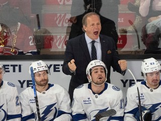Jon Cooper pôsobí už dlho na striedačke Tampy Bay.
