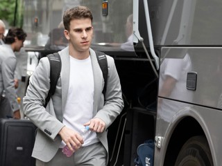 Filip Mešár počas odchodu národného tímu na svetový šampionát.