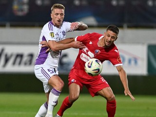 Jakub Sylvestr (vpravo) dostal najviac hlasov od trénerov a kapitánov.