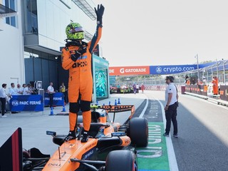 Lando Norris na McLarene ovládol šprintovú kvalifikáciu v Miami.