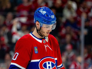 Juraj Slafkovský počas šiesteho zápasu 1. kola play-off NHL Montreal Canadiens - Tampa Bay.