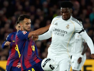 Momentka zo zápasu Barcelona - Real Madrid.