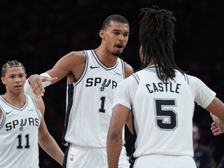 San Antonio Spurs. 