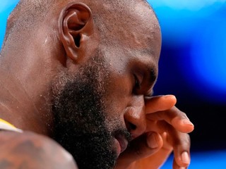 Hráč Los Angeles Lakers LeBron James po prehre s Oklahomou City Thunder. 