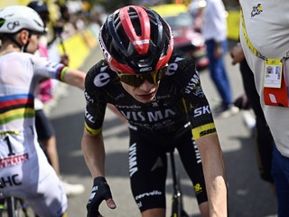 Jonas Vingegaard počas Tour de France 2026.