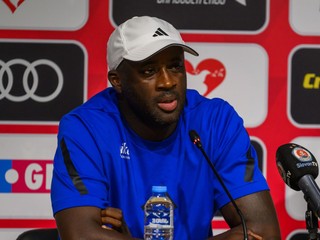 Tréner Slovana Yaya Touré počas tlačovej konferencie pred prvým zápasom 2. predkola Ligy majstrov FC Iberia - ŠK Slovan Bratislava.
