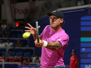 Alex Molčan - Damir Džumhur: ONLINE prenos zo semifinále turnaja ATP v Umagu 2026.