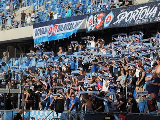 Fanúšikovia ŠK Slovan Bratislava.