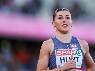 Amy Huntová. 