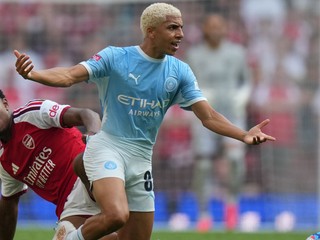 Rico Lewis v drese Manchestru City.