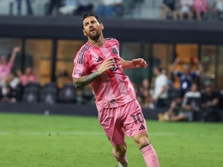 Lionel Messi v drese Miami.