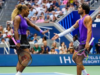 Serena Williams a Carlos Alcaraz počas mixu na US Open 2026.
