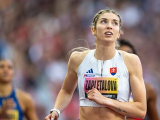 Slovenská atlétka Emma Zapletalová v cieli vo finále v behu na 400 m cez prekážky na premiérových Ultimatívnych majstrovstvách sveta v atletike.