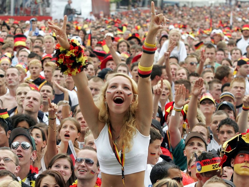 EURO 2024 priláka do Nemecka desiatky tisíc fanúšikov z celej Európy.