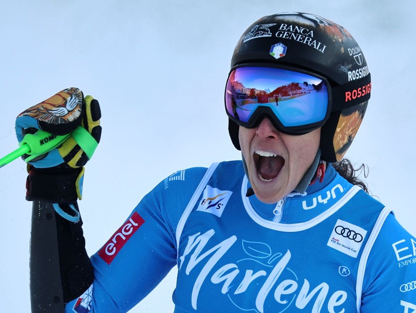 Talianka Federica Brignoneová reaguje v cieli 2. kola obrovského slalomu v Kronplatzi.