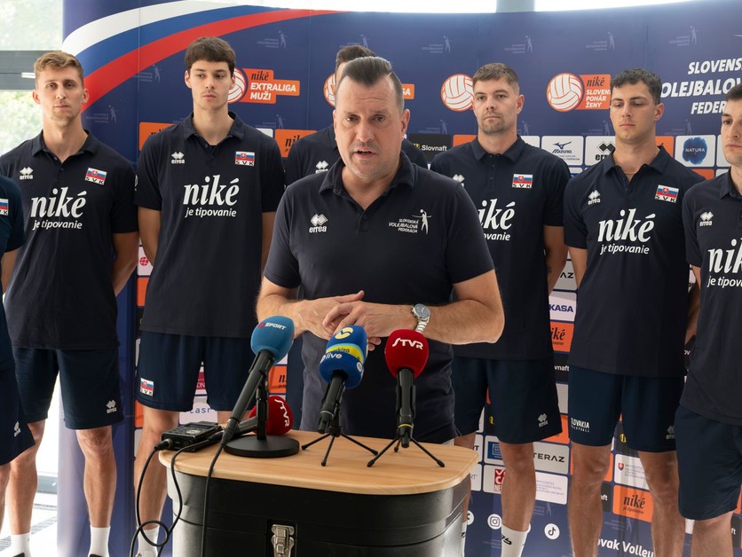 Prezident Slovenskej volejbalovej federácie (SVF) Marek Rojko počas tlačovej konferencie pred odchodom na ME vo volejbale mužov.