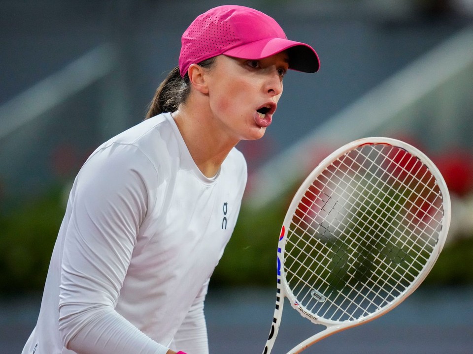Iga Swiateková na turnaji WTA v Madride 2024.