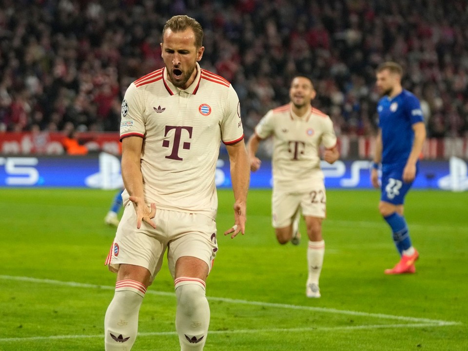 Harry Kane z Bayernu Mníchov oslavuje gól.