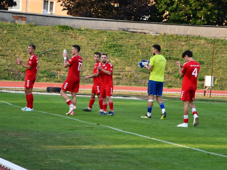 Futbalisti MŠK Považská Bystrica.