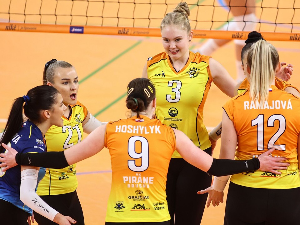 VK Pirane Brusno sa radujú.