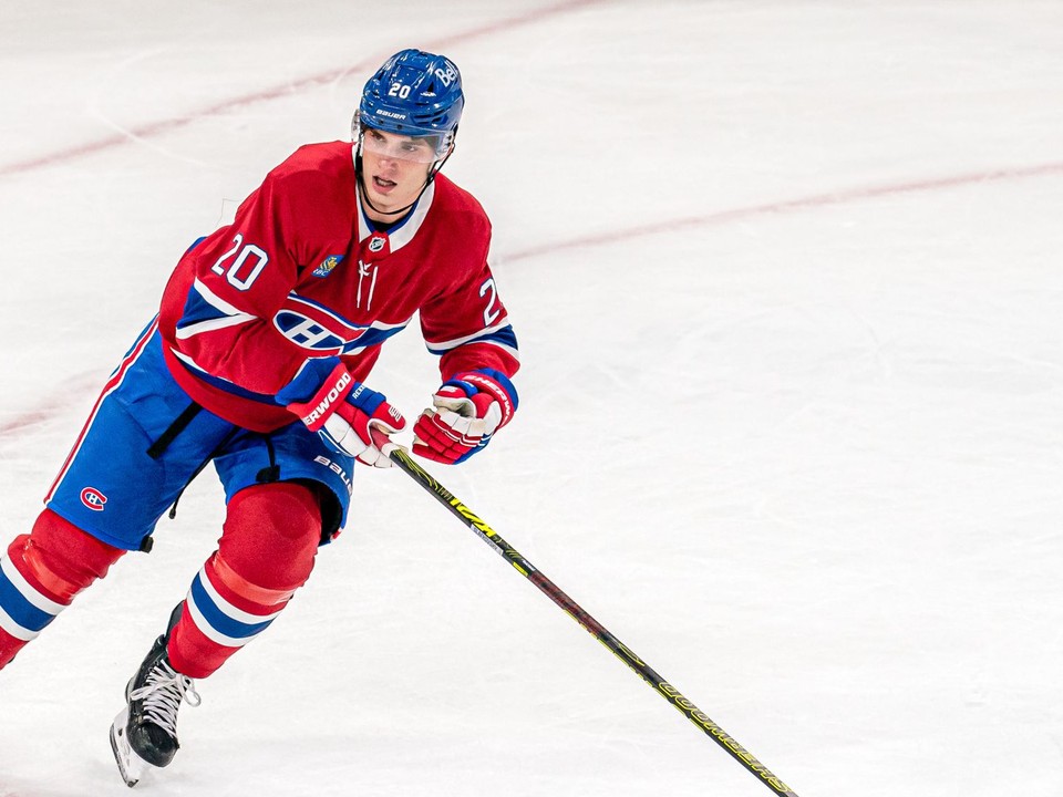 Juraj Slafkovský v drese Montreal Canadiens.