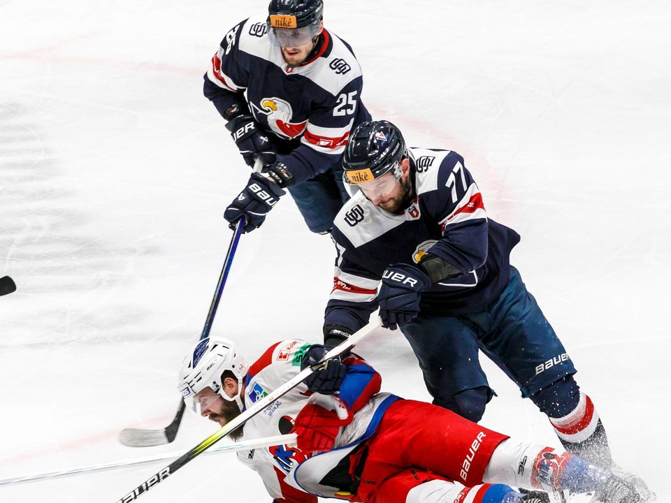 Fotka zo zápasu HC Slovan Bratislava - HK 32 Liptovský Mikuláš.