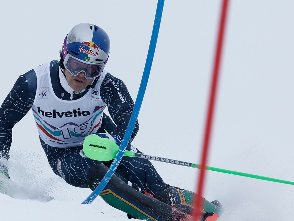 Brazílčan Lucas Braathen počas slalomu Svetového pohára v Adelbodene.