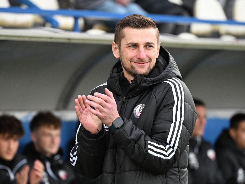 Tréner FK Železiarne Podbrezová Štefan Markulík.
