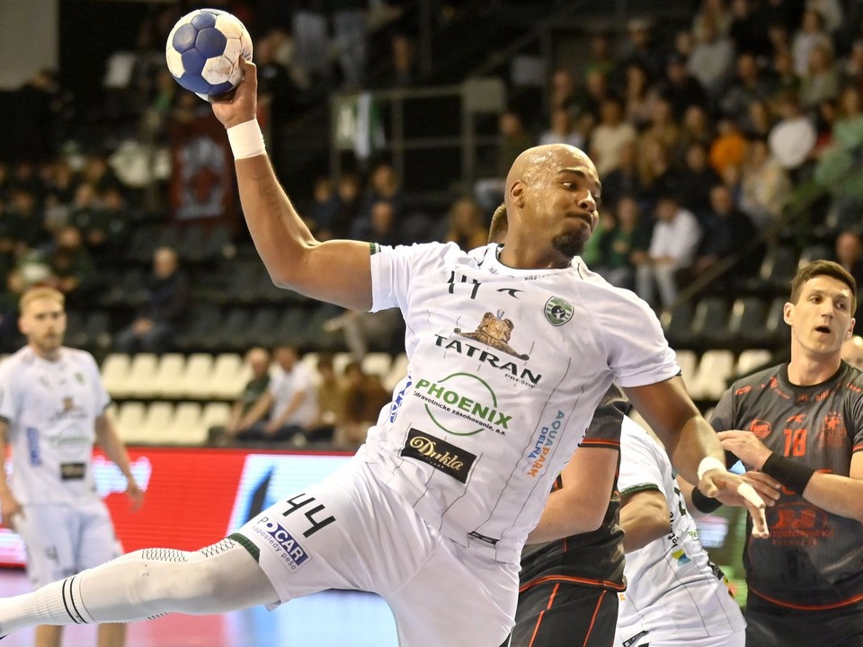 Lucas Araxá Barros v zápase Tatran Prešov - MŠK Považská Bystrica v 1. finále play-off Niké Handball extraligy.