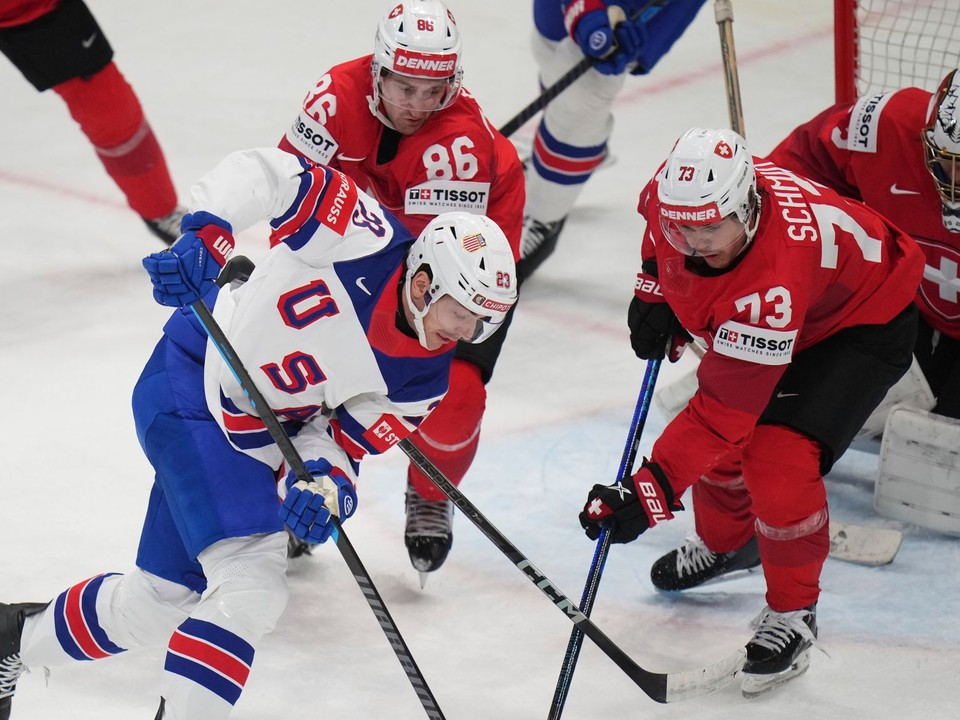 Fotka z finále MS v hokeji 2025 Švajčiarsko - USA. 