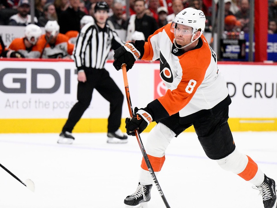 Cam York v drese Philadelphia Flyers.