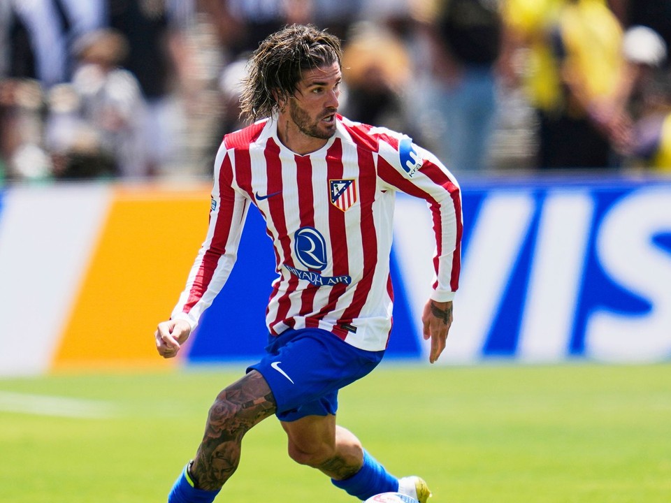 Rodrigo De Paul v drese Atlética Madrid.