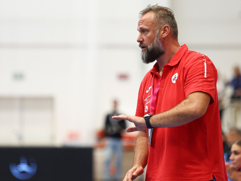 hlavný tréner Slovenska Ján Beňadik