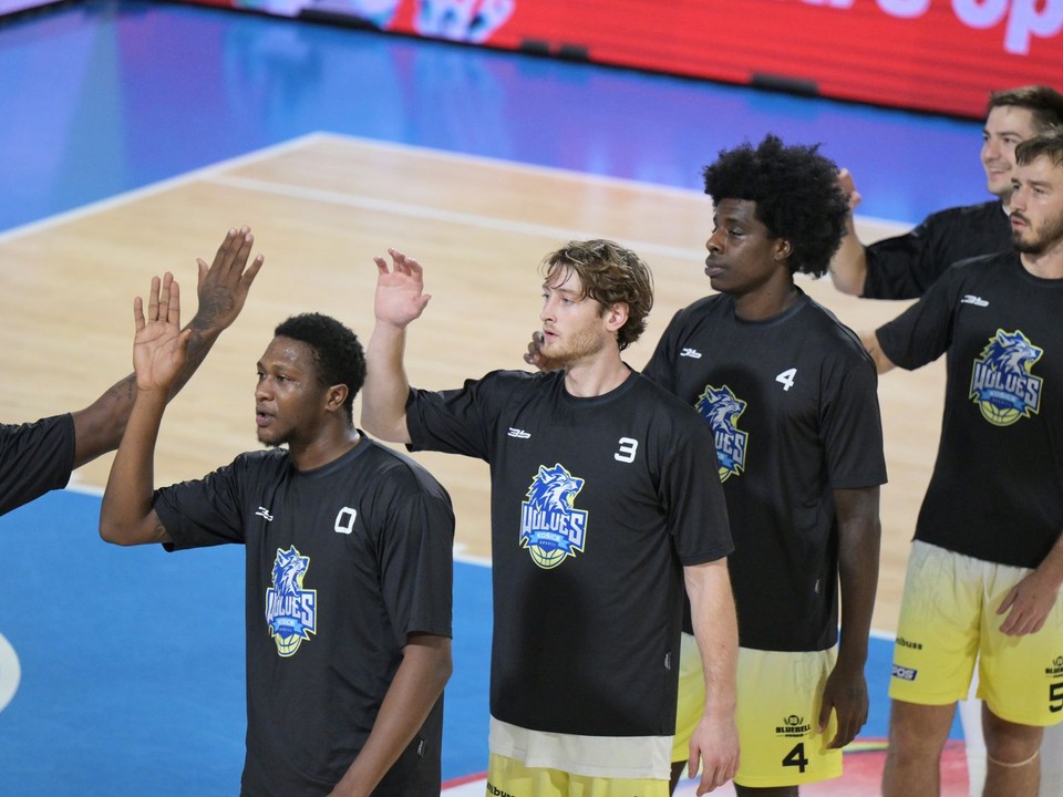 Na snímke hráči Košíc.