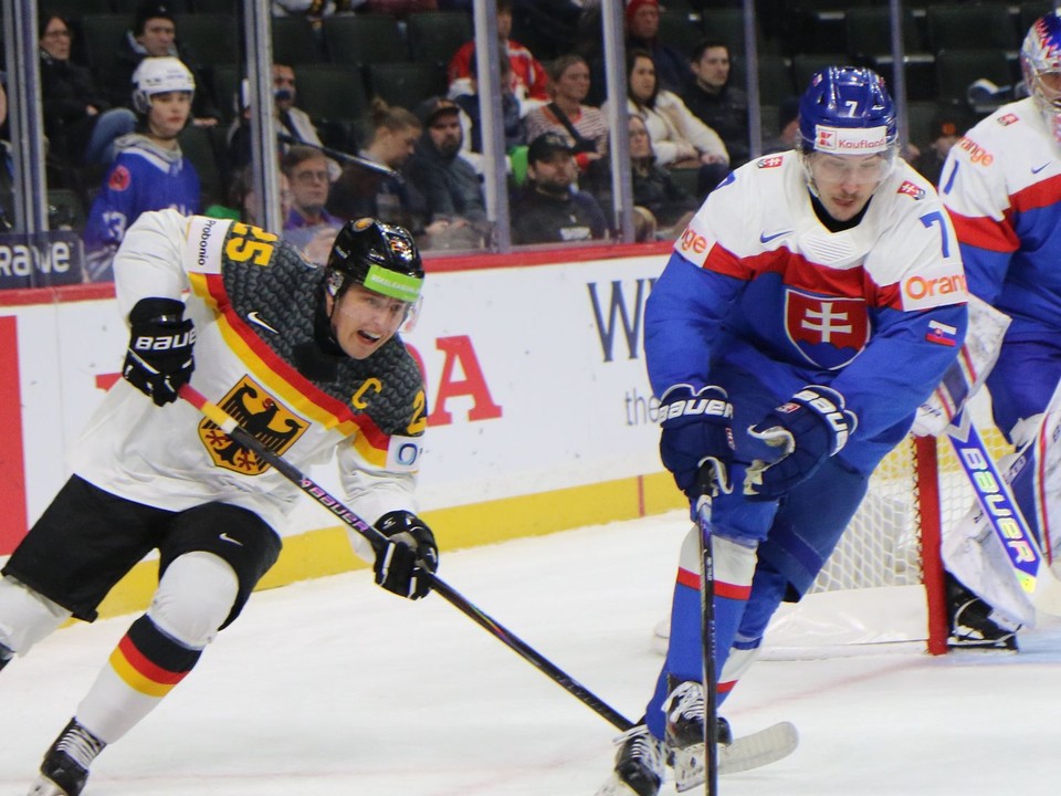 Fotka zo zápasu Slovensko - Nemecko na MS v hokeji hráčov do 20 rokov 2026.