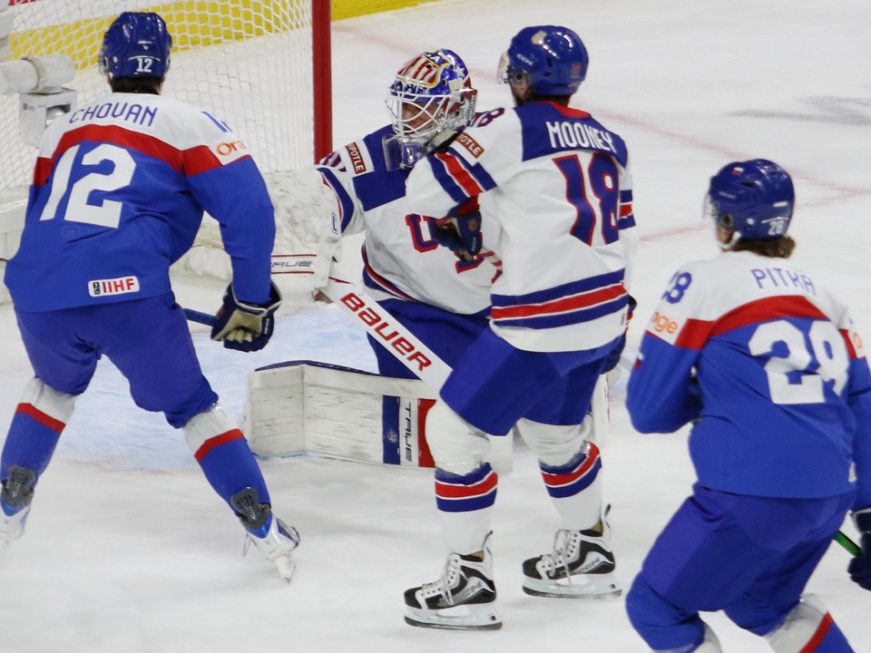 Fotka zo zápasu Slovensko - USA na MS v hokeji hráčov do 20 rokov 2026.