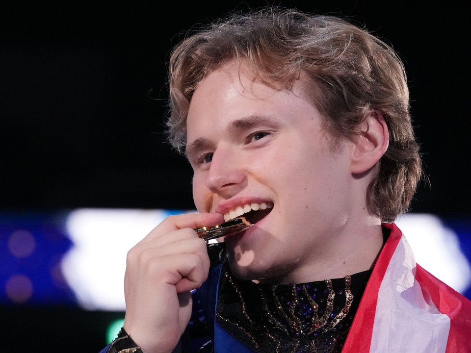 Americký krasokorčuliar Ilia Malinin triumfoval vo finále Grand Prix 2025.