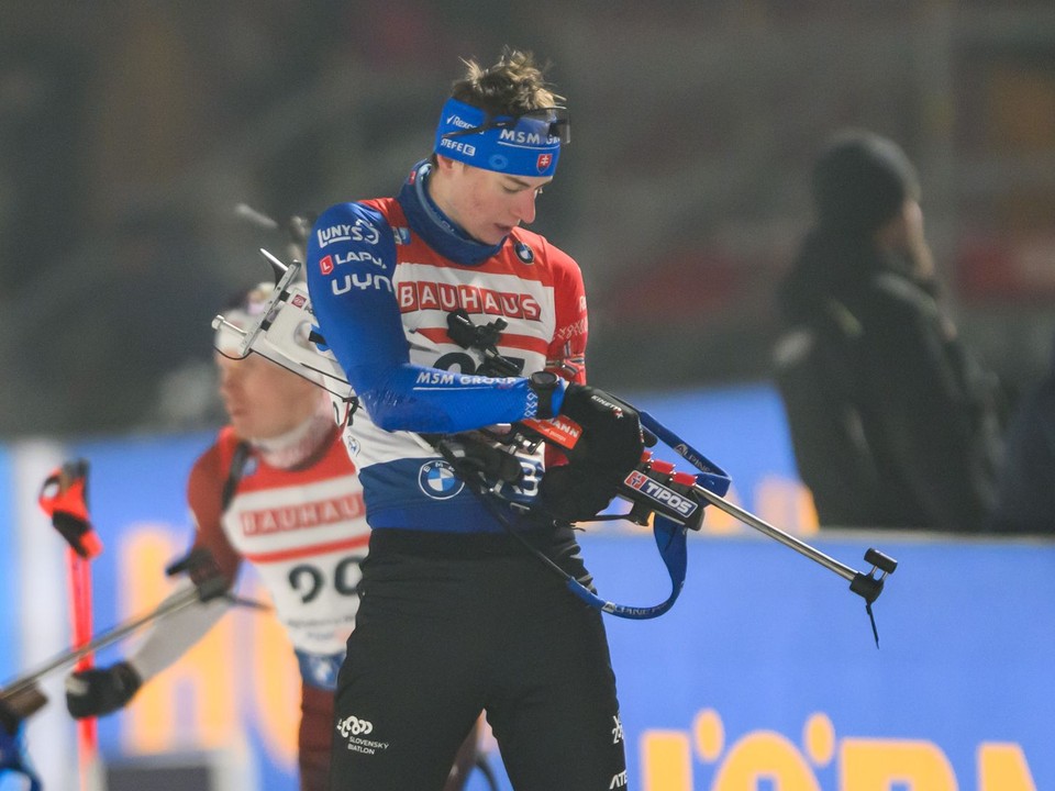 Biatlonistov čaká v Estónsku šprint. Prvý Slovák na trati bude mať smolné číslo