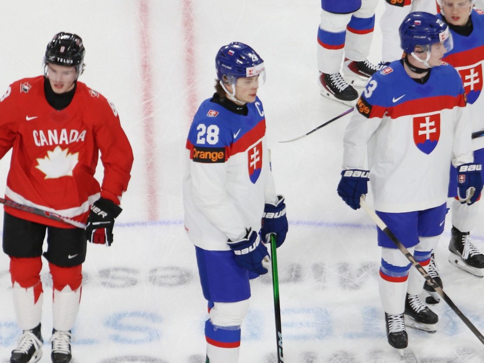 Fotka zo zápasu Slovensko - Kanada na MS v hokeji hráčov do 20 rokov 2026.