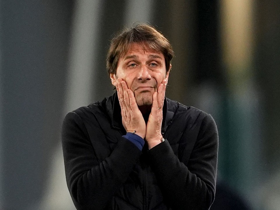 Tréner Neapola Antonio Conte.