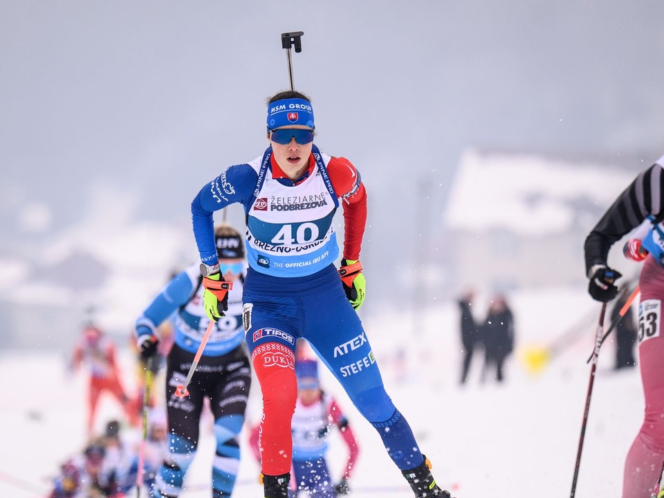 Ema Kapustová počas pretekov s hromadným štartom v Osrblí. 