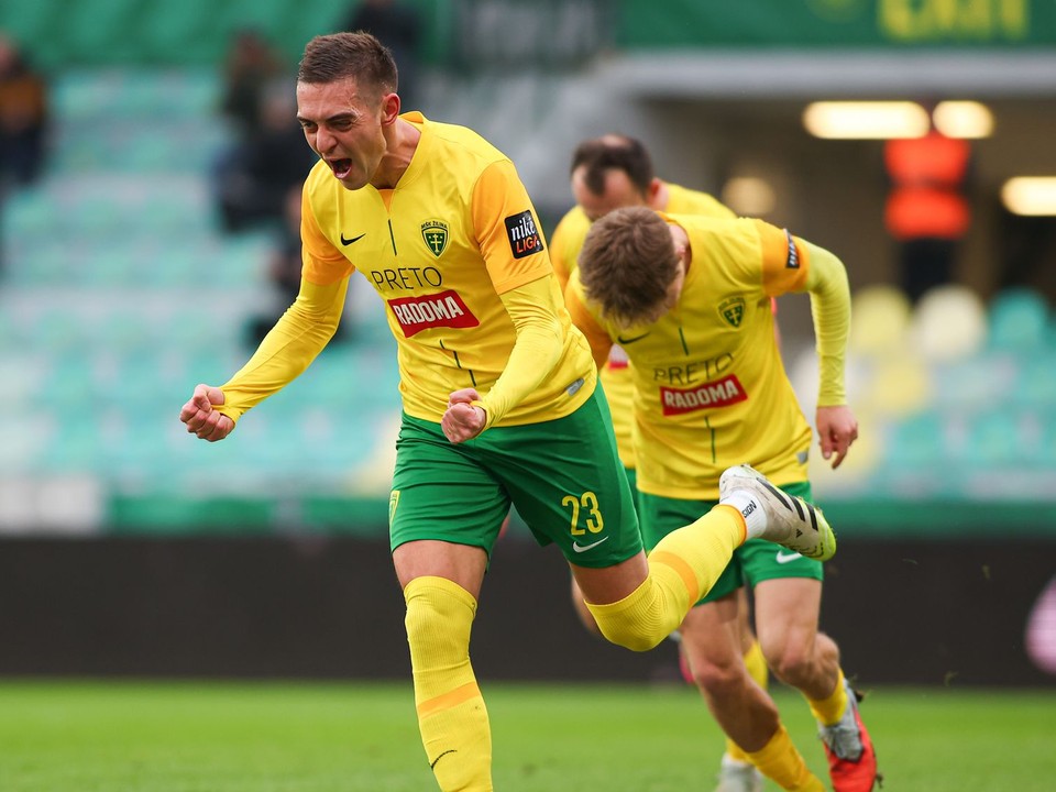 Michal Faško sa raduje z gólu v zápase 19. kola futbalovej Niké ligy medzi MŠK Žilina - KFC Komárno. 