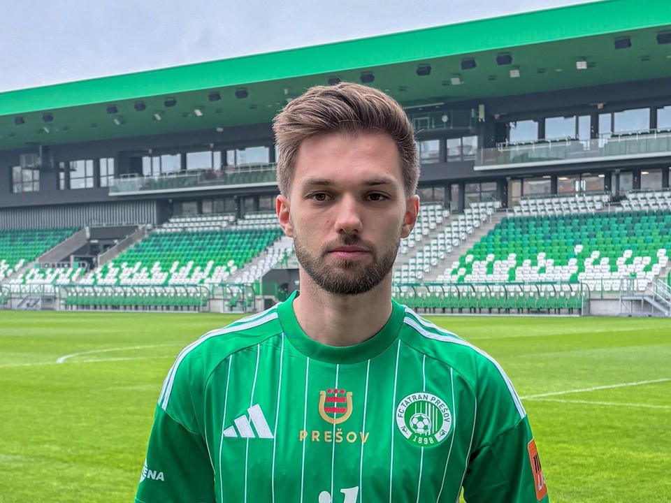 Ján Bernát v drese Tatrana Prešov.