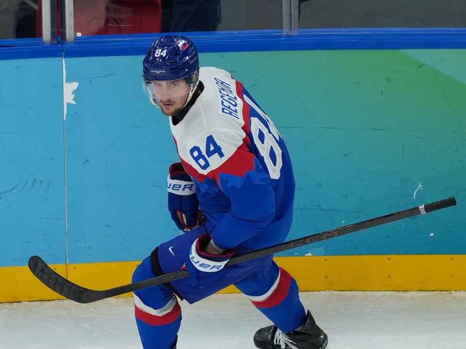Pavol Regenda v zápase USA - Slovensko na ZOH 2026.