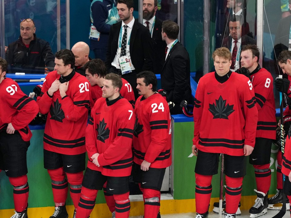 Smutní kanadskí hokejisti