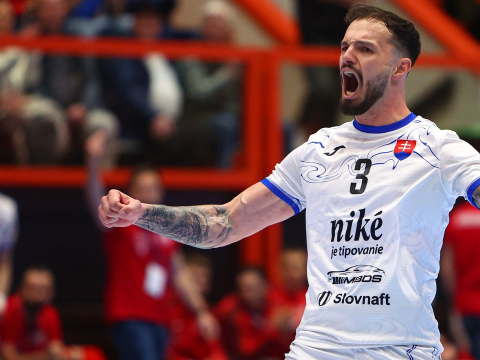 Na snímke hráč Slovenska Juraj Briatka sa raduje z gólu v odvetnom zápase druhej fázy kvalifikácie na majstrovstvá sveta 2027.