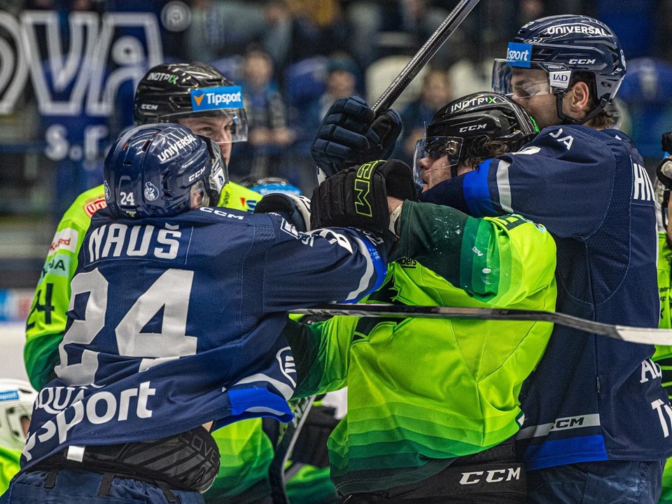 Momentka zo zápasu základnej časti medzi Popradom a Žilinou.