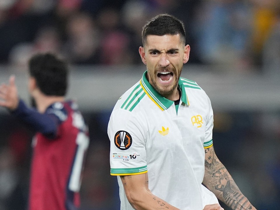 Lorenzo Pellegrini oslavuje vyrovnávajúci gól.