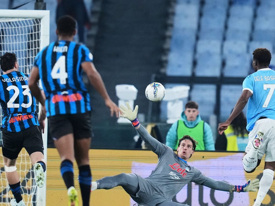 Fotka zo zápasu Lazio Rím - Atalanta Bergamo.