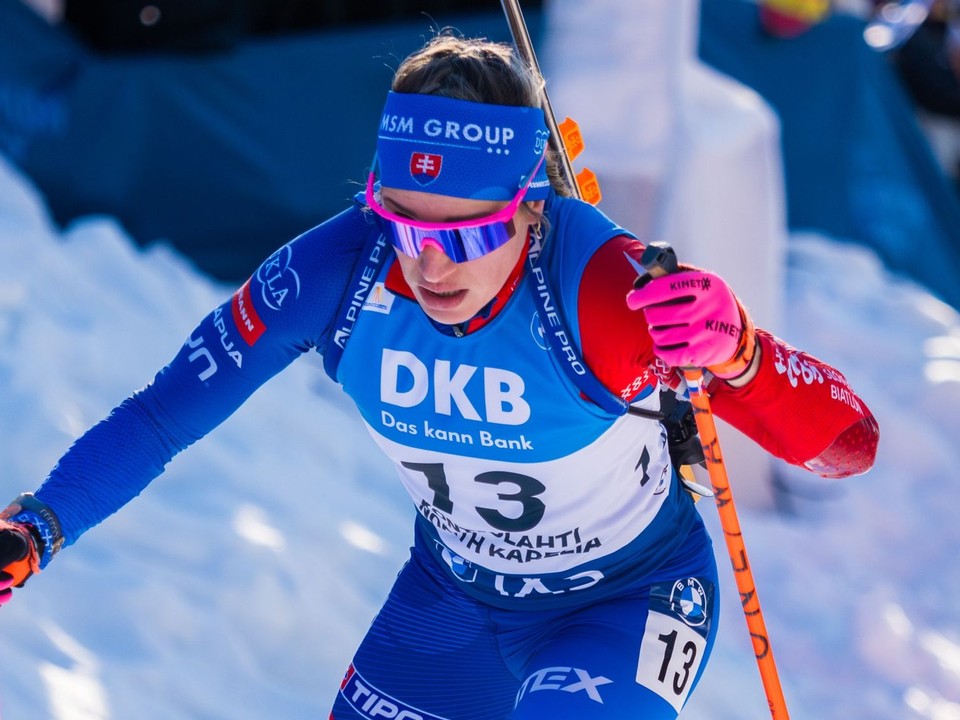 Paulína Bátovská Fialková počas pretekov s hromadným štartom v Kontiolahti. 